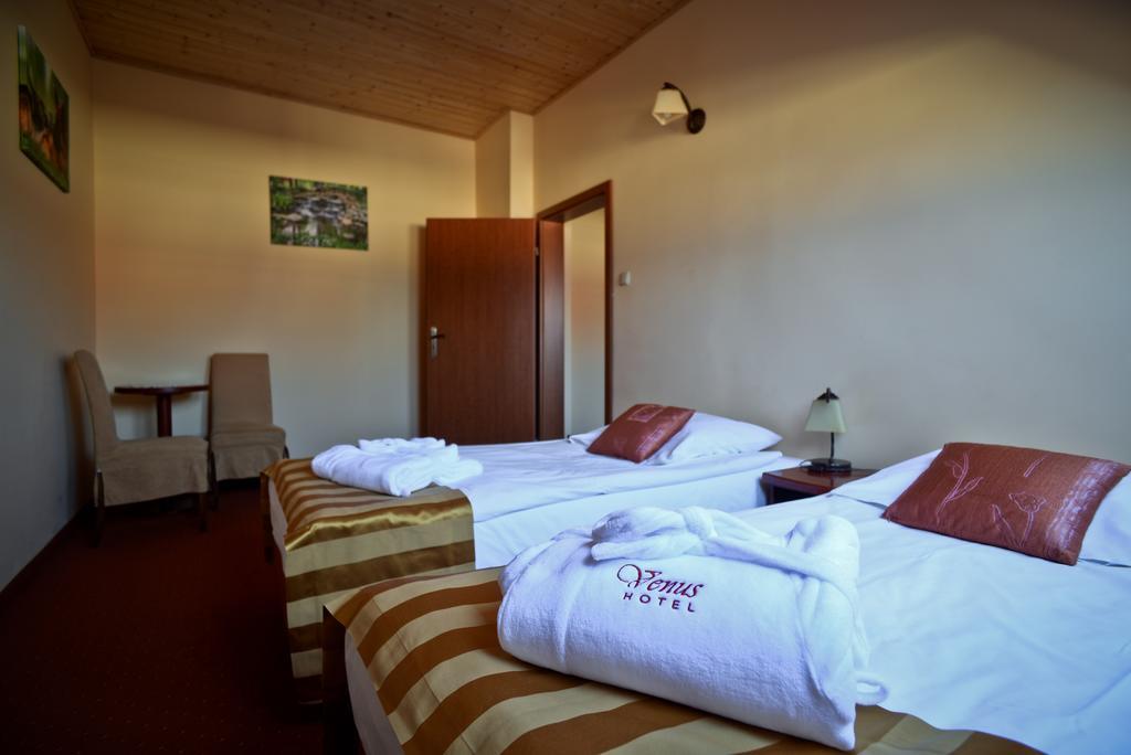 Hotel Venus Kolbudy Esterno foto